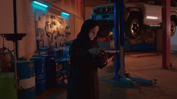 نيسان تحتفي بيوم المرأة الإماراتية من خلال فيديو يلقي الضوء على قصة نجاح ملهمة`