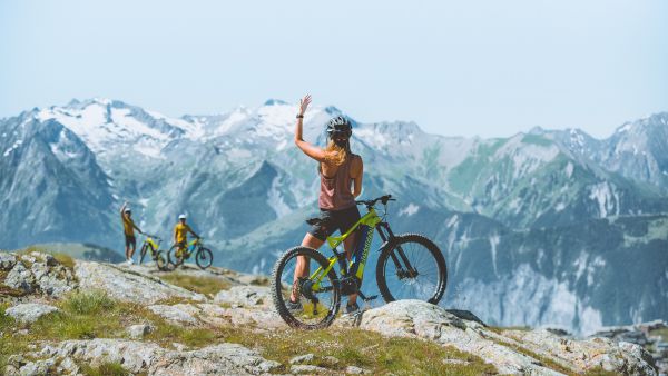 تواصل "كلوب ميد"، التي تشتهر بمنتجعات "صن Sun" و"سكي Ski" في مواقع مرغوبة وفريدة في جميع أنحاء العالم، افتتاح وإضافة مرافق جديدة سنوياً. دناتا للسفريات تعزز شراكتها مع "كلوب ميد" لتقديم عطلات شاملة