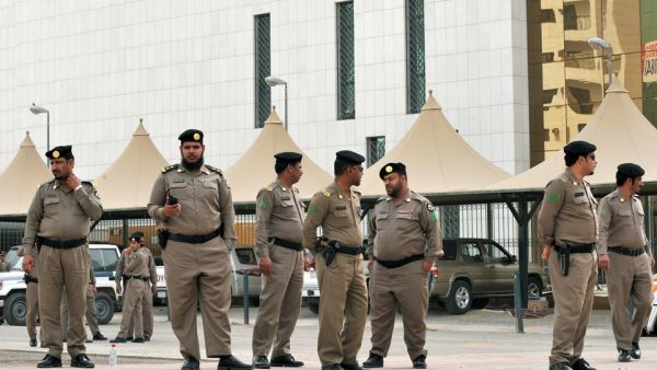  القبض على سعودي و5 اشخاص من حنسيات عربية اقدمو على تنفيذ عمليات غسل الأموال.