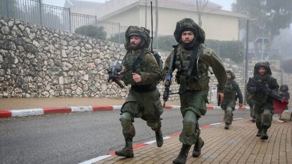 مصادر اشارت الى عدم وجود عملية اصلا وان جنود الاحتلال تعمدو تصفية الشاب الفلسطيني