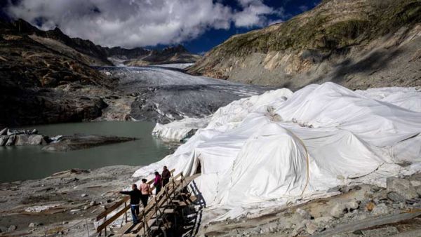 ذوبان أنهار جليدية في سويسرا