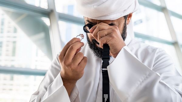 DMCC’s Dubai Diamond Exchange Hosts Unveiling of One of the World’s Largest Flawless Pink Diamonds