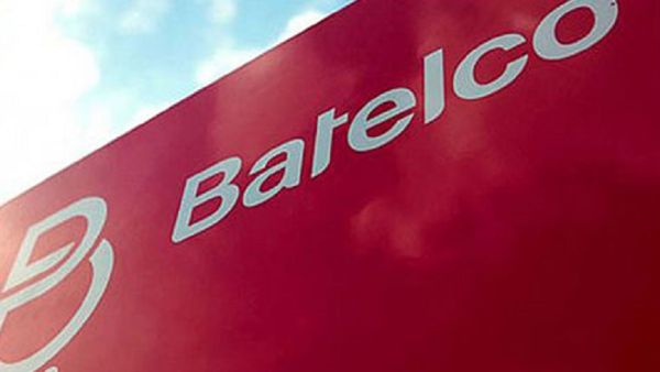 Bahrain Telecommunications Company In Collaboration with the BIC, Batelco Delivers iPhone 14 to First Customer by Drone!