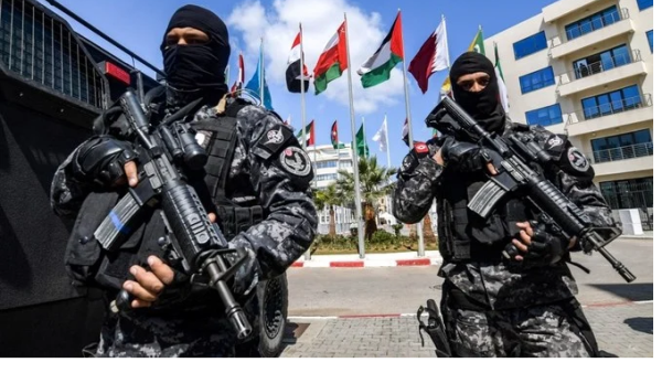 Tunisian security forces 