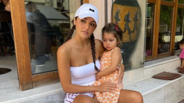 Hande Erçel and Gamze's mom was called 'Eileen' Hande Erçel Reveals Her 2-Year-Old Niece Has Cancer