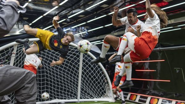Mastercard’s new GUINNESS WORLD RECORDS™ title recognizes the world’s most popular sport as a celebration of the human spirit, igniting passion and pride for millions every day Mastercard expands decades-long football legacy through GUINNESS WORLD RECORDS™ title with Luis Figo