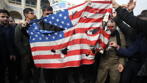 Destroying a US flag in Tehran 