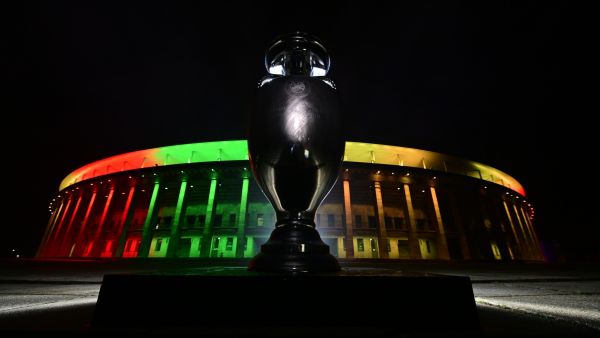 روسيا خارج تصفيات يورو 2024 (المصدر: أ ف ب)
