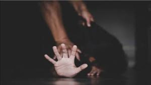 الفتاة فائزة بلقب "ملكة جمال اللطافة والأناقة العالمية"