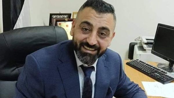  استشهاد الطبيب عبد الله أبو التين (43 عاما) 