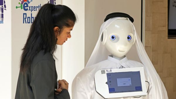 اعلنت اليابان عن إعفاء مواطني الإمارات من تأشيرة الدخول إليها لحاملي جوازات السفر العادية