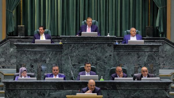 نائب اردني الى السجن بتهمة استثمار وظيفته