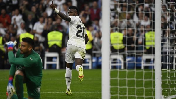 فرحة فينيسيوس بهدف ريال مدريد لم تكتمل (المصدر: أ ف ب)