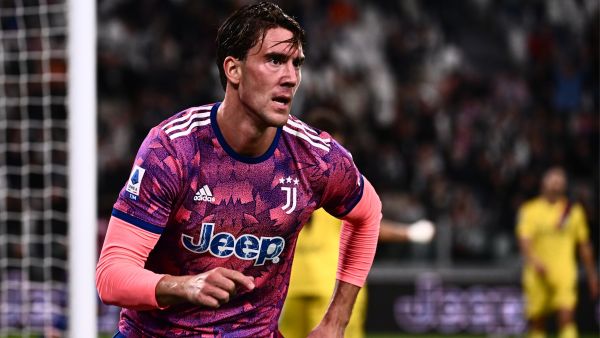 فلاهوفيتش يمنح يوفنتوس الفوز (المصدر: أ ف ب)