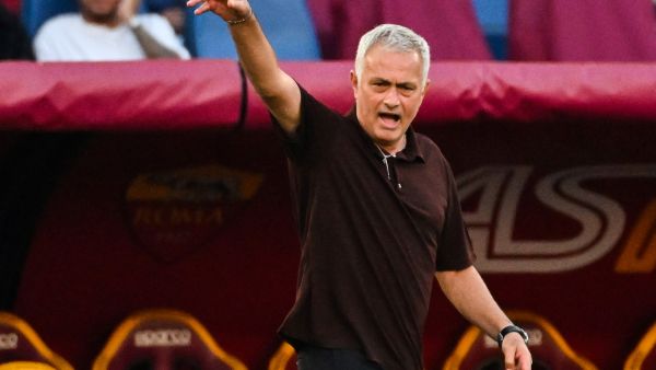 تشكيلة روما المتوقعة أمام ريال بيتيس اليوم في الدوري الأوروبي