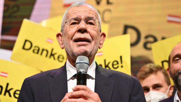 Alexander Van der Bellen