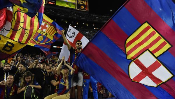 معلق مباراة برشلونة وفياريال اليوم في الدوري الإسباني
