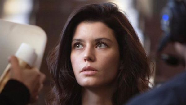 Beren Saat trends over a sex scene she previously shot