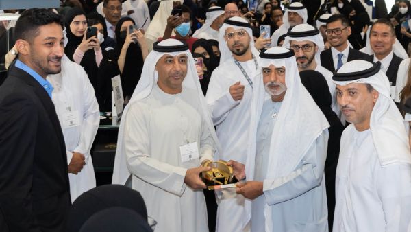 جامعة الإمارات تشارك في المعرض الدولي "نجاح أبوظبي"2022  في أبوظبي