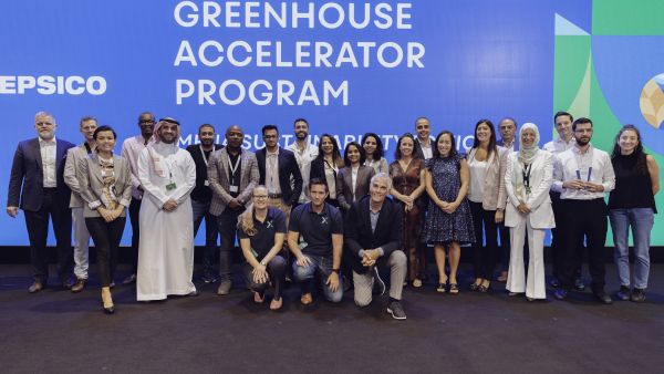 خلال الحدث شركة نضيرة من الإمارات تتلقى منحة بقيمة 100,000 دولار من بيبسيكو لتوسيع نطاق حلول الاقتصاد الدائري