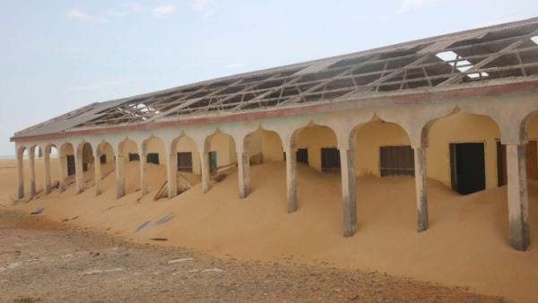 الرمال تغطي نصف منازل كولوب الصومالية