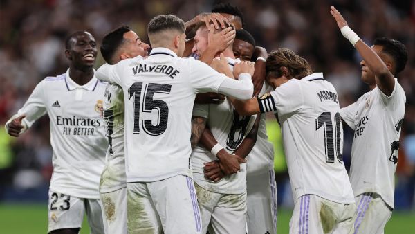 ريال مدريد يواصل مطاردة برشلونة (المصدر: أ ف ب)