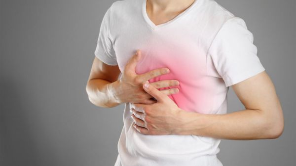 علاج ضربات القلب السريعة المفاجئة في المنزل