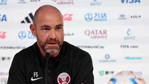 فيليكس سانشيز مدرب منتخب قطر (أ ف ب)