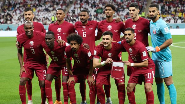 منتخب قطر (المصدر: أ ف ب)