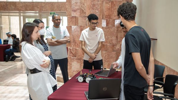 خلال الحدث مؤسسة قطر تجمع بين الفنون والعلوم في فعاليات نسختها الثانية من مهرجان دريشة للفنون الأدائية