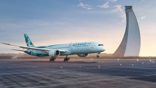 الاتحاد للطيران تتعاون مع World Energy لتأكيد مستقبل الطيران البيئي مع نجاح رحلة بصافي انبعاثات كربونية صفرية ترتكز على نظام "حجز الوقود واستخدامه"