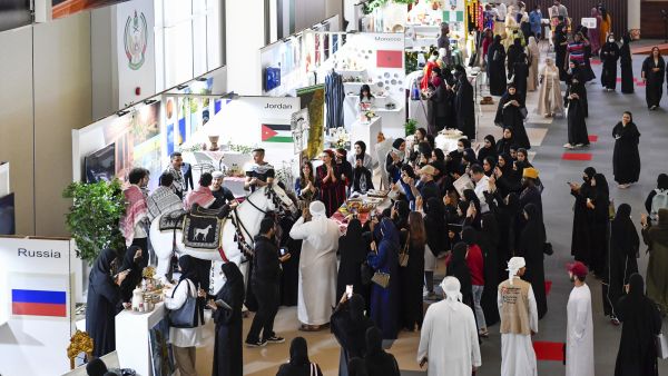 جامعة الإمارات تنظم فعاليات " الإمارات وطن التسامح"