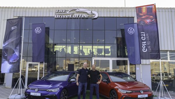 فولكس واجن عُمان تنظم تجربة قيادة مثيرة لعشاق جولف GTI وجولف R 