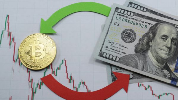 العملات الرقمية في أسبوع: البيتكوين أقل تقلبًا من الأسهم