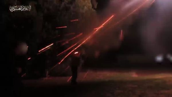 تصدي الدفاعات القسامية" للطيران الإسرائيلي