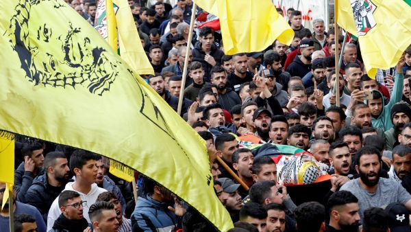  جيش الاحتلال حاصر منزلا في منطقة كروم عاشور على أطراف البلدة القديمة