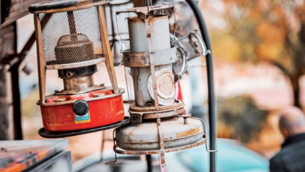 مدفأة الكاز حليفة الأردنيين في فصل الشتاء