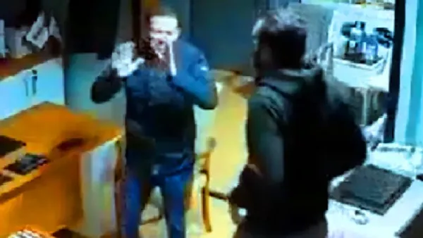 اللبناني محمد السيد قبيل انتحاره