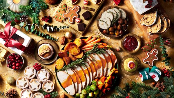 Get the ‘Festive Feels’ with Emirates, all December long