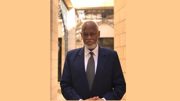 الدكتور محمود شيخ حسين من كلية الطب والعلوم الصحية بالجامعة جامعة الإمارات تُشارك العالم في "التأهب للأوبئة"