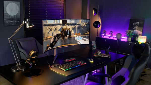 تتميز الشاشات الجديدة بأسرع أداء OLED في أي من طرازات UltraGear وتتوفر بقياسين 27 و45 بوصة