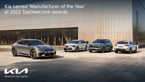 كيا تحصد لقب "الشركة المصنعة لهذا العام" خلال جوائز "توب غير 2022" TopGear.com