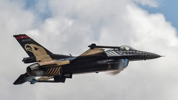 تشن القوات التركية، عمليات عسكرية جوية، منذ الـ 20 من نوفمبر/ تشرين الثاني، ضد قواعد حزب العمال الكردستاني