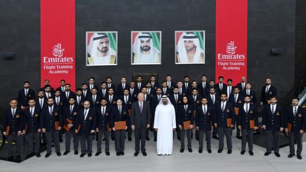 أكاديمية الإمارات لتدريب الطيارين تحتفل بتخريج 53 طياراً