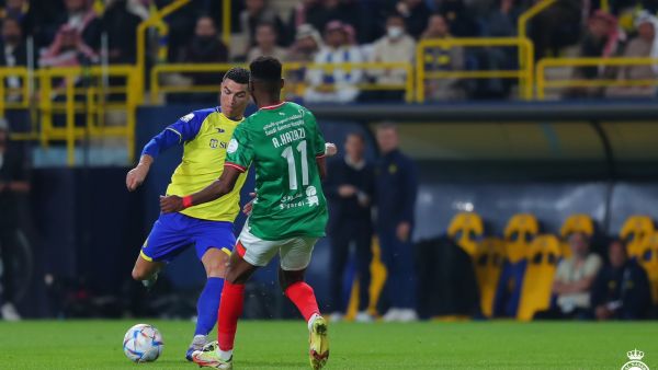 رونالدو (يسار) خلال ظهوره الرسمي الأول مع النصر (المصدر: AlNassrFC@)
