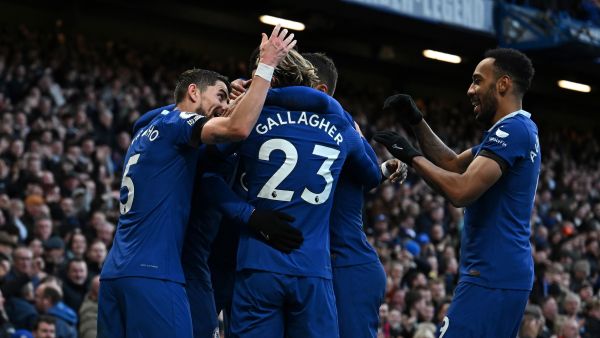 تشيلسي يواجه ليفربول اليوم (المصدر: أ ف ب)