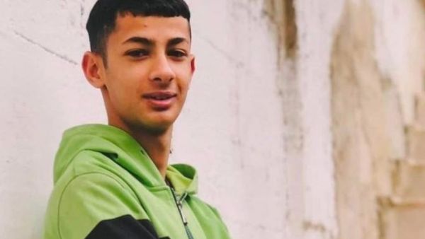 الشهيد الفتى عامر أبو زيتون