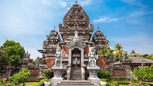 Twice as Nice: Etihad Airways Goes  Double Daily to Jakarta