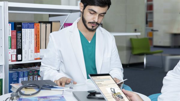 جامعة الإمارات تحقق حضوراً متميزاً في حصاد العام 2022 للإنجازات الأكاديمية 