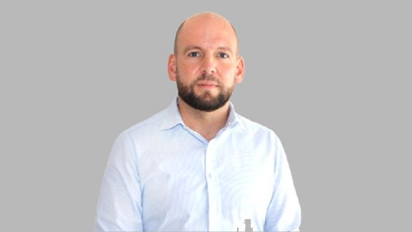 Simon Brennan. Dubai Chamber of Commerce launches Solar & Renewable Energy Business Group